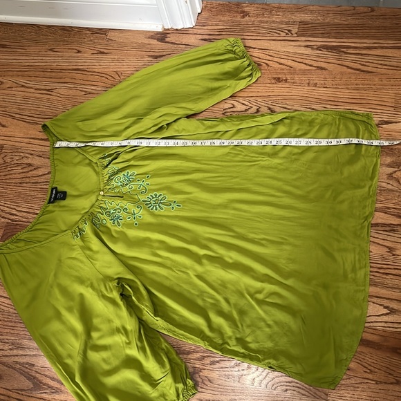 Lane Bryant Green Embroidered Women's Top - Picture 5 of 7